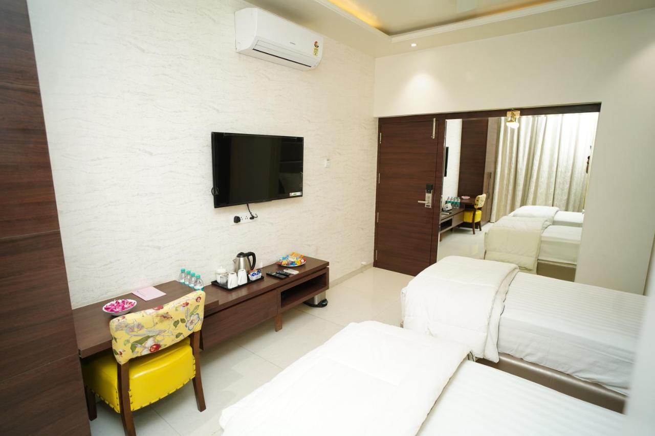 Orange Tree Hotels ナーグプル エクステリア 写真